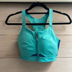 Nike Dri Fit Zip Up Bra - S